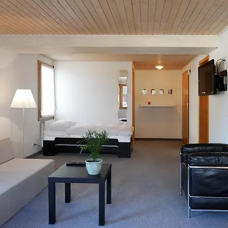 Apartament Lenkstrasse 6 C *